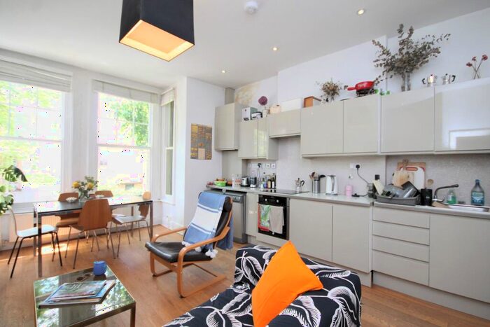 3 Bedroom Flat To Rent In Aberdeen Park, Highbury, N5