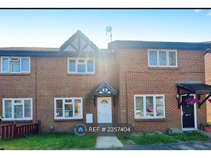 2 Bedroom Semi-Detached House To Rent In Gower Close, Basingstoke, RG21