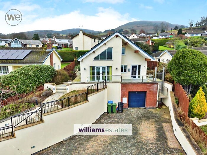 3 Bedroom Detached House For Sale In Llanbedr Dyffryn Clwyd, Ruthin, LL15