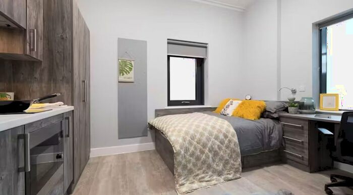 1 Bedroom Flat To Rent In Students - Crown Place - Portsmouth, Crown Place Station St, PO1