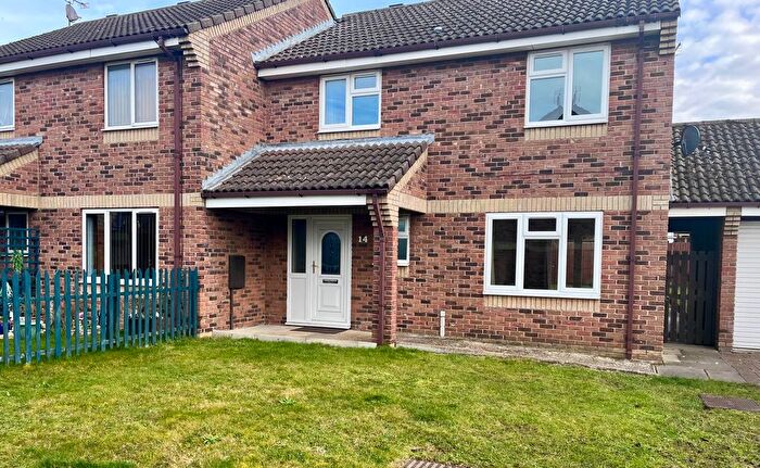 4 Bedroom Semi-Detached House To Rent In Compass Close, Brandon, IP27