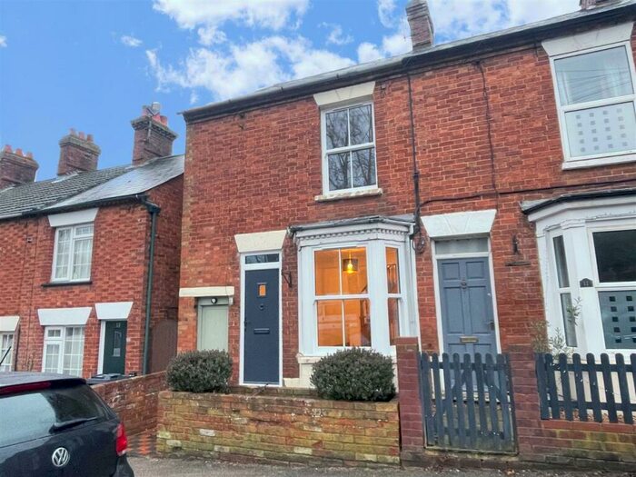 3 Bedroom Semi-Detached House To Rent In Chapel Street, Woburn Sands, MK9