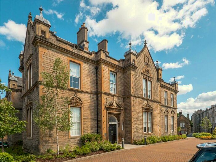 2 Bedroom Flat To Rent In Dean Park Street, Stockbridge, EH4