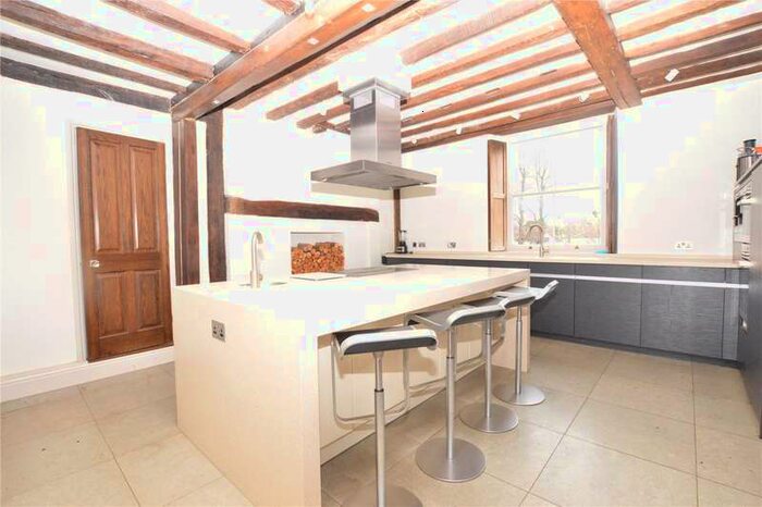 7 Bedroom Detached House To Rent In The Street, , Roxwell, , CM1