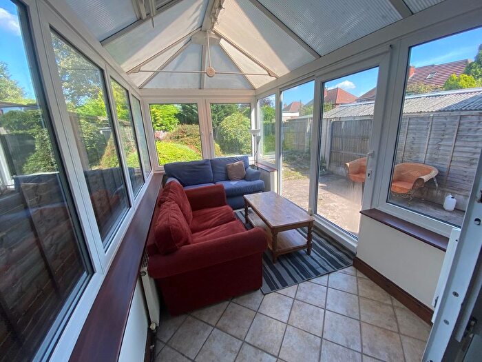 4 Bedroom Semi-Detached House To Rent In Warwick Avenue, Nottingham, NG9