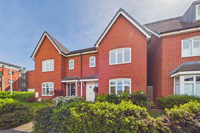3 Bedroom Semi Detached House For Sale In Trinder Road, Wokingham, Berkshire, RG41