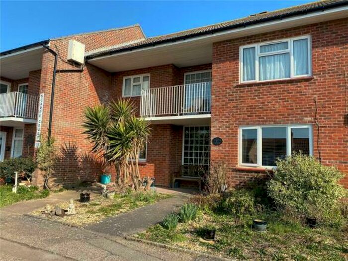 2 Bedroom Apartment To Rent In Scarff Court, Hayling Island, PO11