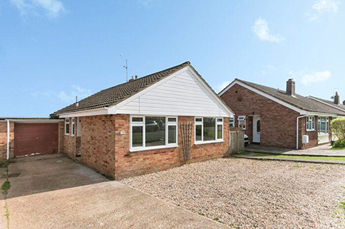 2 Bedroom Bungalow For Sale In Grange Close, Horam, Heathfield, East Sussex, TN21
