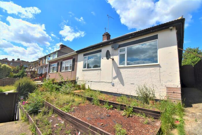 3 Bedroom Bungalow To Rent In Heron Hill Belvedere, DA17