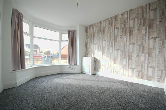 2 Bedroom End Of Terrace House To Rent In Ellesmere Road, Blackpool FY4
