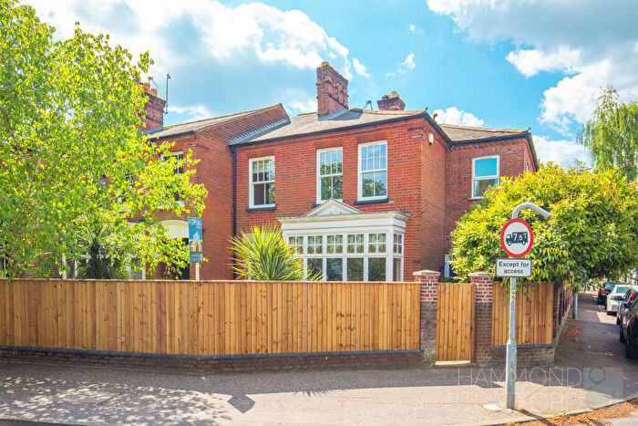 4 Bedroom Semi Detached House For Sale In Mile End Road, Norwich, NR4