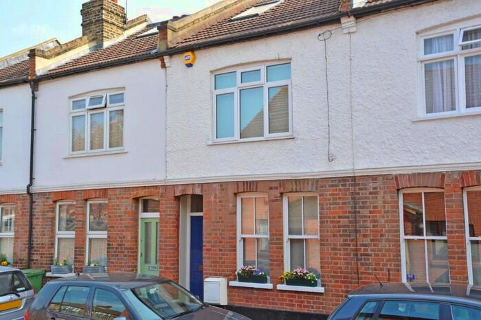 3 Bedroom Detached House To Rent In Malyons Terrace, Ladywell, London, SE13