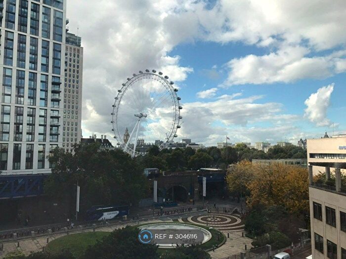 2 Bedroom Flat To Rent In Whitehouse Apartments, London, SE1