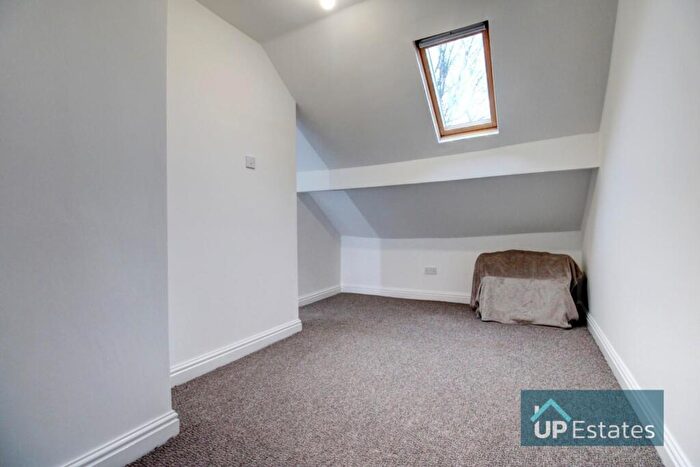 2 Bedroom End Of Terrace House For Sale In Newdigate Road, Coventry, CV6