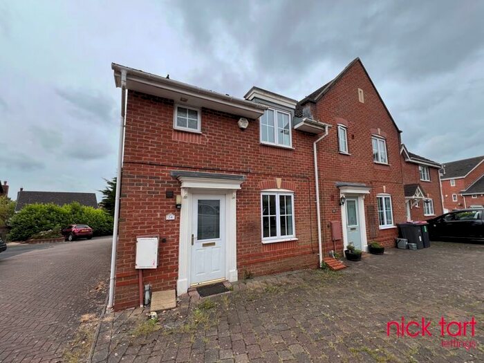 3 Bedroom End Of Terrace House To Rent In Holborn Crescent, Priorslee, Telford, TF2