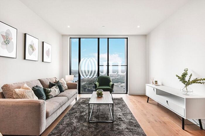 1 Bedroom Flat To Rent In Hampton Tower, Marsh Wall, E14