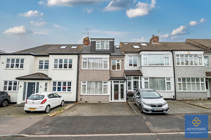 4 Bedroom Terraced House For Sale In Wilton Drive, Collier Row, RM5