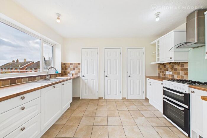 3 Bedroom Maisonette To Rent In Mead End, Biggleswade, Bedfordshire, SG18