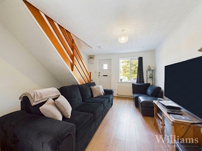 2 Bedroom Terraced House For Sale In Magpie Way, Winslow, MK18