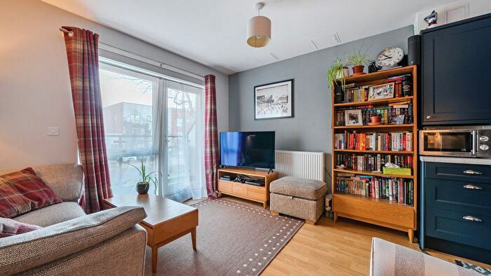 1 Bedroom Flat For Sale In Wild Rose House, Romford, RM3