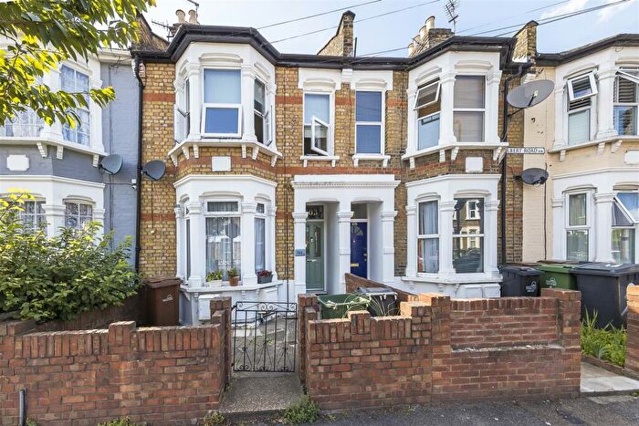 2 Bedroom Maisonette To Rent In Albert Road, Leyton, London, E10