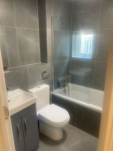 2 Bedroom Flat To Rent In Clarence Road, Grays, RM17