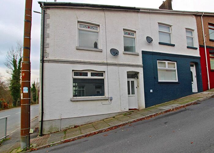 3 Bedroom End Of Terrace House For Sale In Garth Street, Tonyrefail, Porth, Rhondda Cynon Taff., CF39