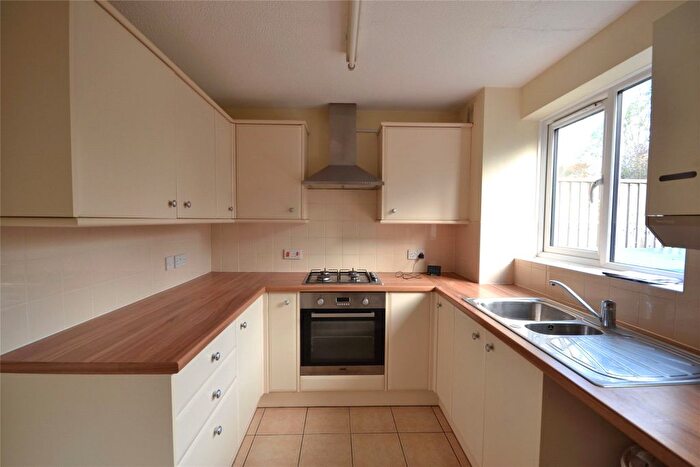 Terraced House To Rent In Snowshill Drive, Bishops Cleeve, Cheltenham, Gloucestershire, GL52