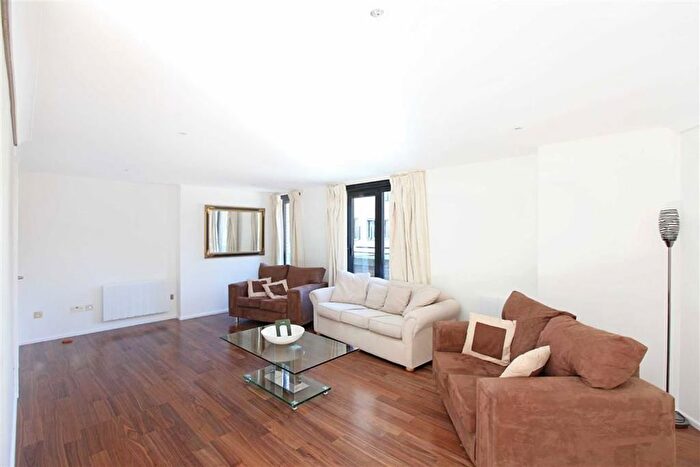 2 Bedroom Flat To Rent In Cromwell Road, South Kensington, SW7