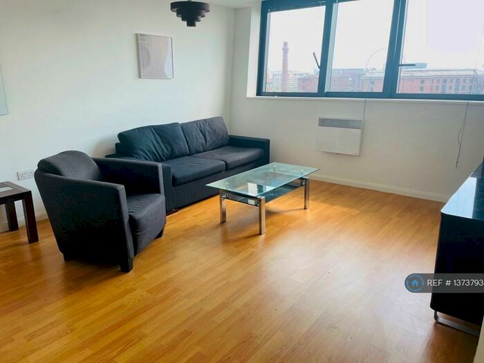 2 Bedroom Flat To Rent In Mann Island, Liverpool, L3