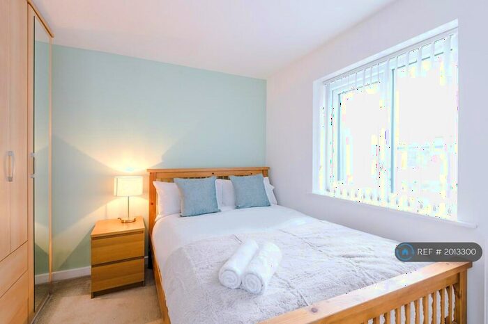 4 Bedroom Semi-Detached House To Rent In Beastow Road, Manchester, M12