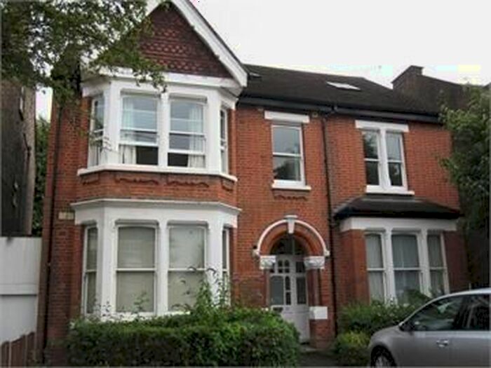 2 Bedroom Flat To Rent In Hanger Lane, London, W5