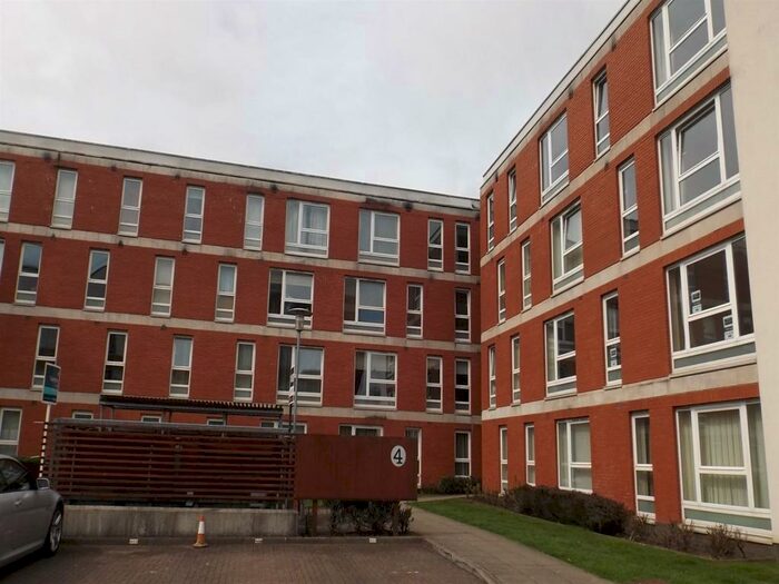 2 Bedroom Flat To Rent In Hanson Park, Dennistoun, G31