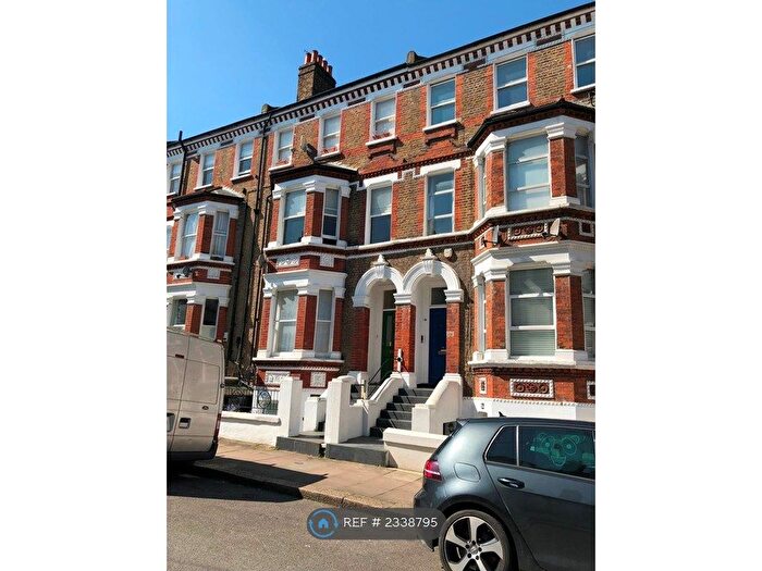 2 Bedroom Flat To Rent In Schubert Road, London, SW15