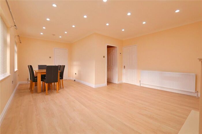 3 Bedroom Bungalow To Rent In St. Annes Road, Denton, Manchester, Greater Manchester, M34