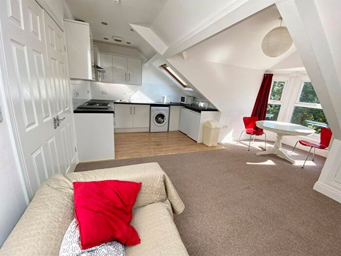 1 Bedroom Apartment To Rent In Summerhill, Thornhill, Sunderland, SR2