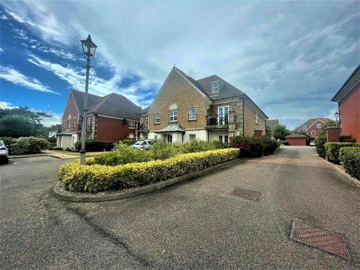 2 Bedroom Flat To Rent In Jasmine Way, Bexhill-On-Sea, TN39
