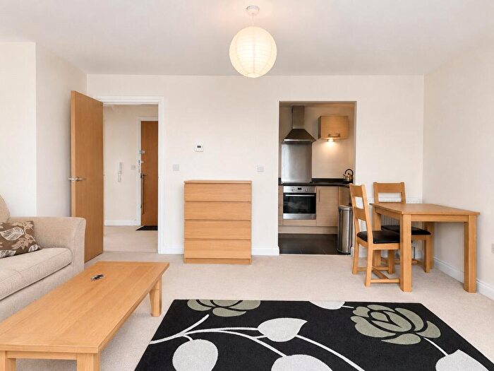 1 Bedroom Flat For Sale In Conrad Court, NW9