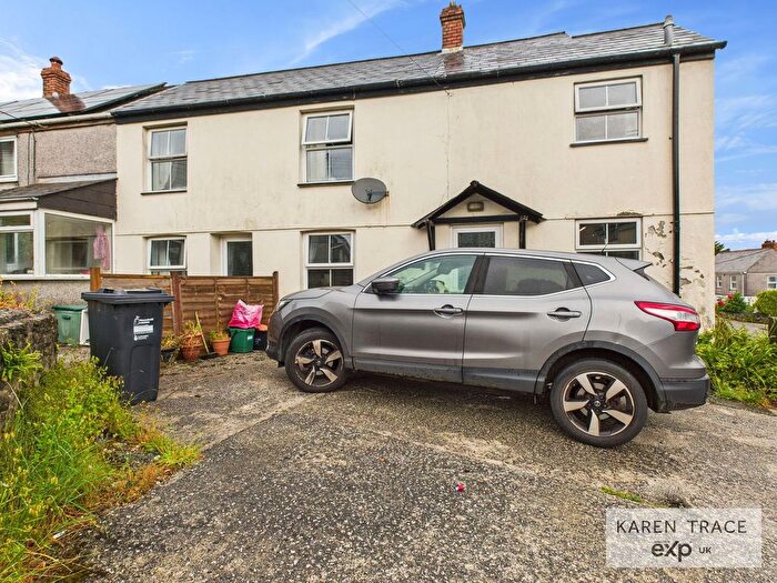 3 Bedroom Semi-Detached House For Sale In Penwithick Road, Penwithick, PL26