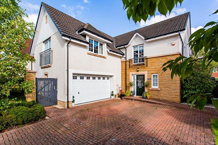 5 Bedroom Detached House For Sale In Mosshall Drive, Bishopton, PA7