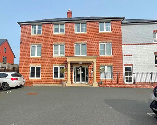 2 Bedroom Retirement Property For Sale In Hubert Lodge, South Street, Hythe, SO45