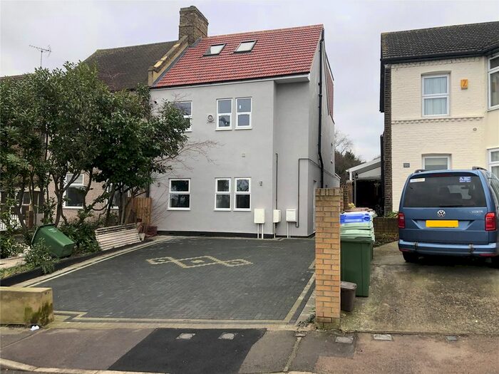 3 Bedroom Maisonette To Rent In St. Augustines Road, Belvedere, DA17