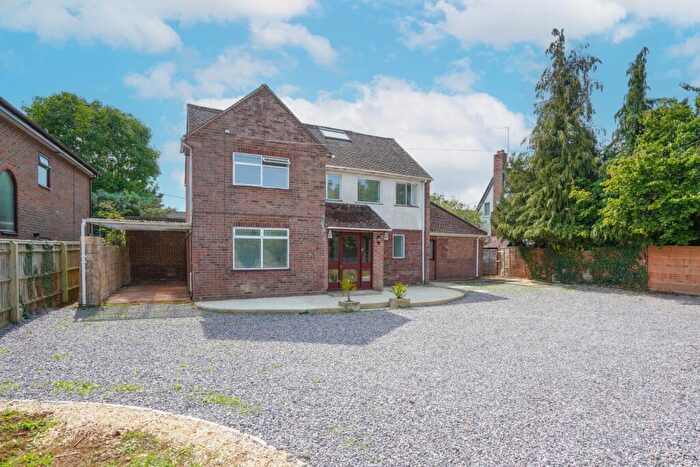 5 Bedroom Detached House To Rent In Lamborough Hill, Oxfordshire, OX13