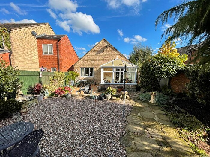 2 Bedroom Bungalow For Sale In Broctone Drive, Broughton Astley, Leicester, LE9