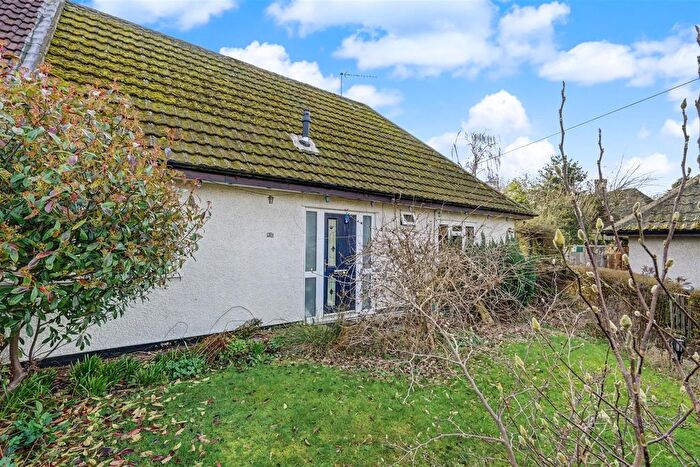 2 Bedroom Semi Detached Bungalow For Sale In Hawton Crescent, Nottingham, NG8