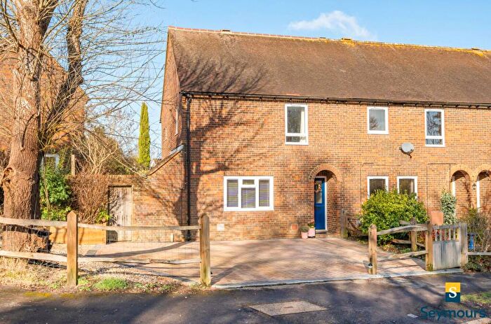 3 Bedroom End Of Terrace House For Sale In Garden Close, Shamley Green, Guildford, Surrey, GU5