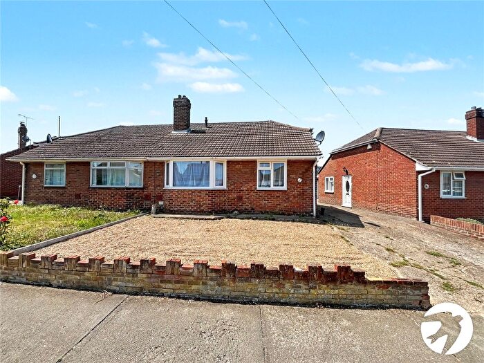 2 Bedroom Bungalow For Sale In Windmill Road, Sittingbourne, Kent, ME10