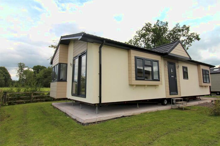 2 Bedroom Property For Sale In Newton Hall Lane, Mobberley, Knutsford, Cheshire, WA16