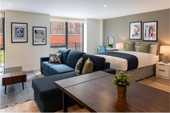 2 Bedroom Flat For Sale In Richmond Row, Liverpool, L3
