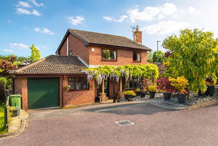4 Bedroom Detached House For Sale In Lambsdowne, Dursley, GL11